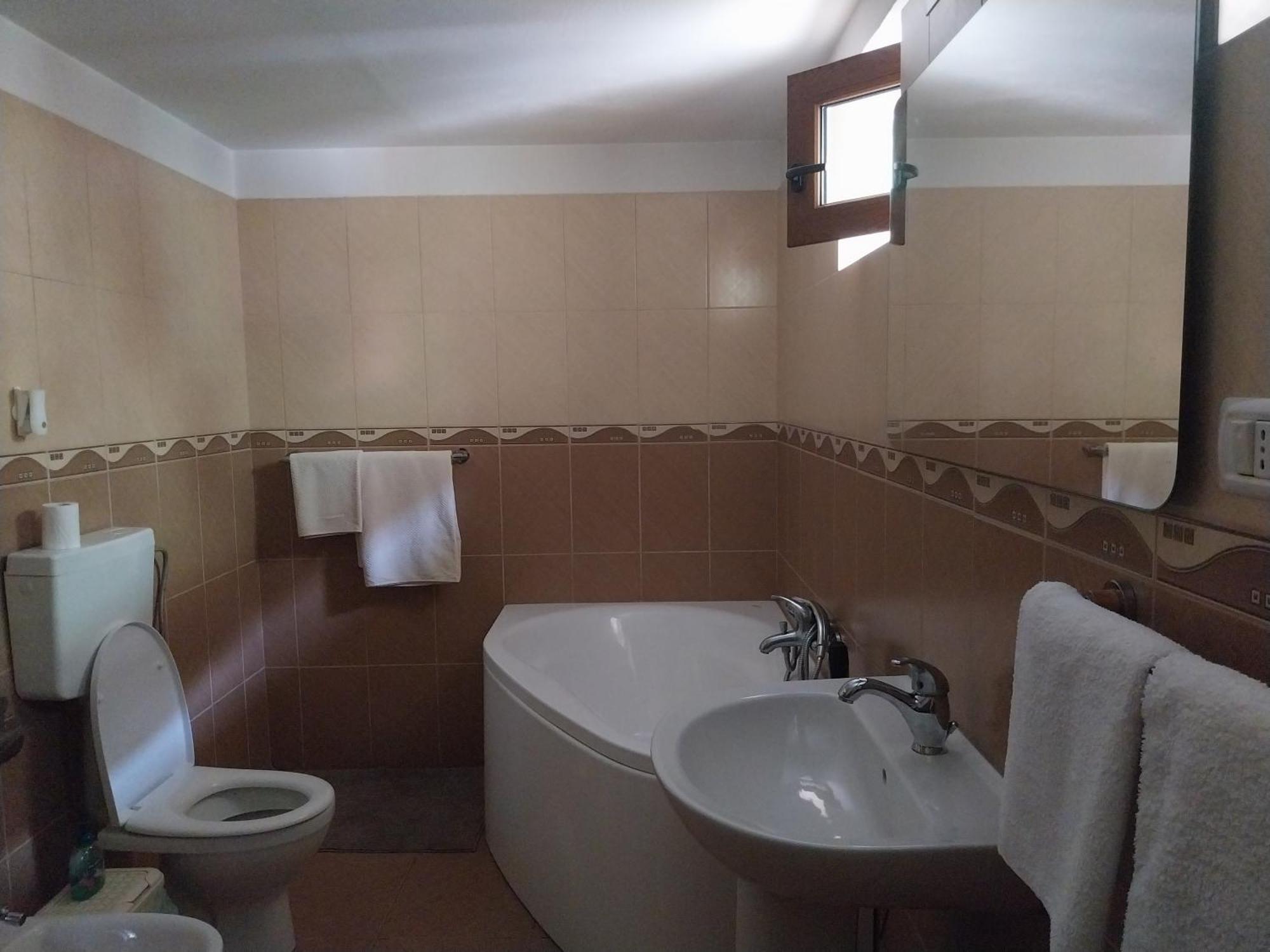 Serena House Guest house *