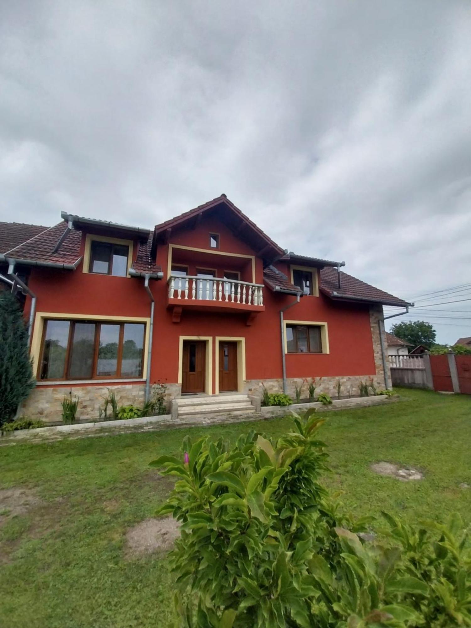 Serena House Guest house Cartisoara